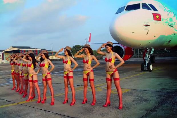 Vietjet Rolls Back Bikini-Clad Flight Attendant Promotion – FlyerTalk - The  world's most popular frequent flyer community